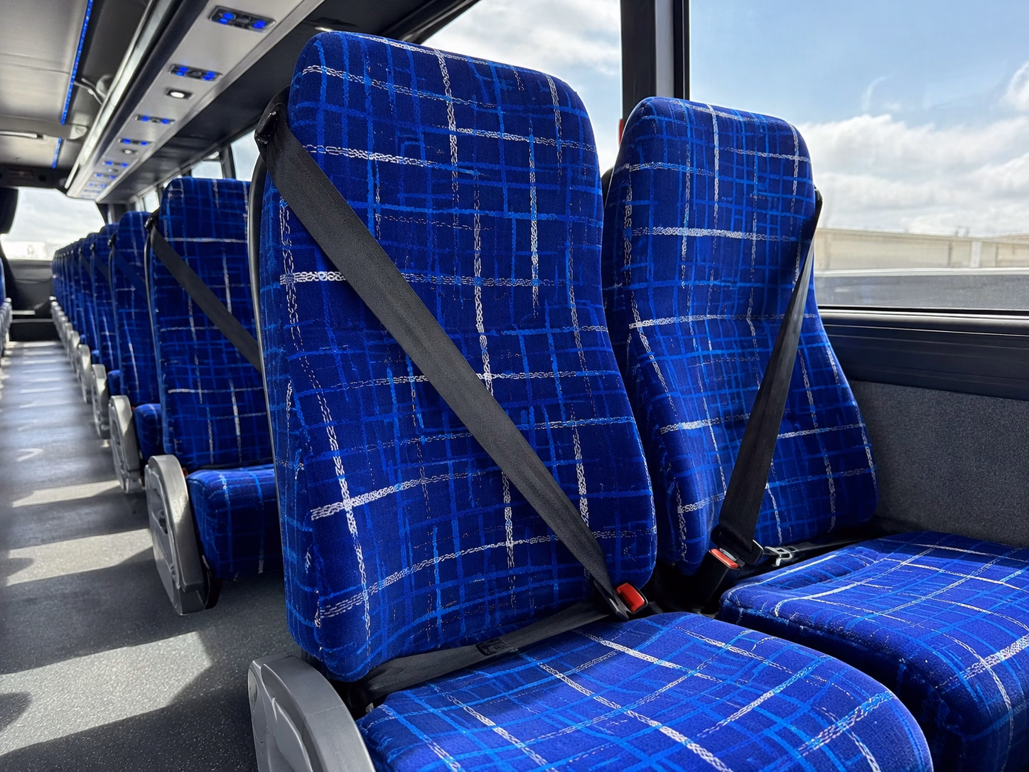 la habra bus rental service area