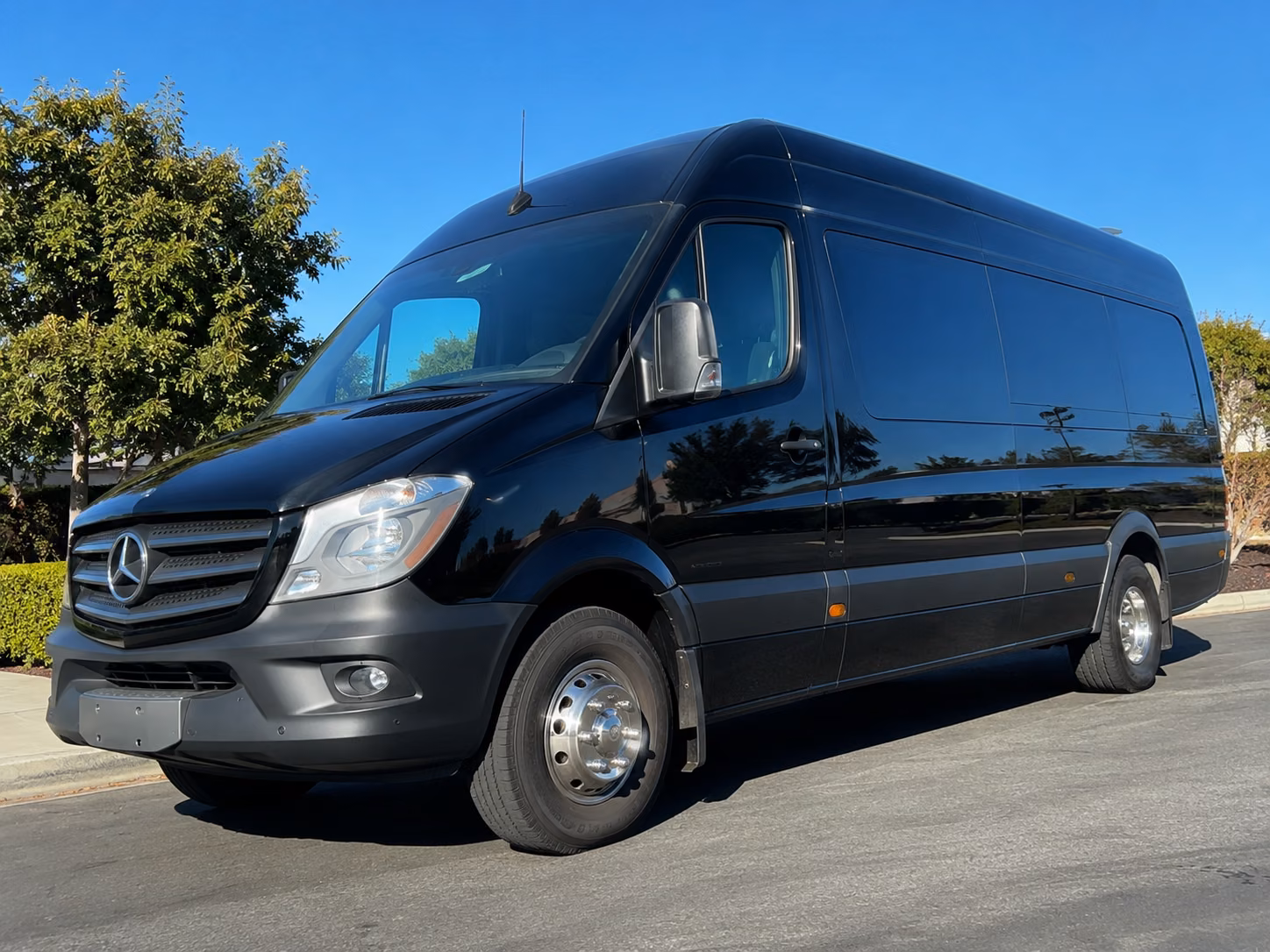 la habra corporate transportation