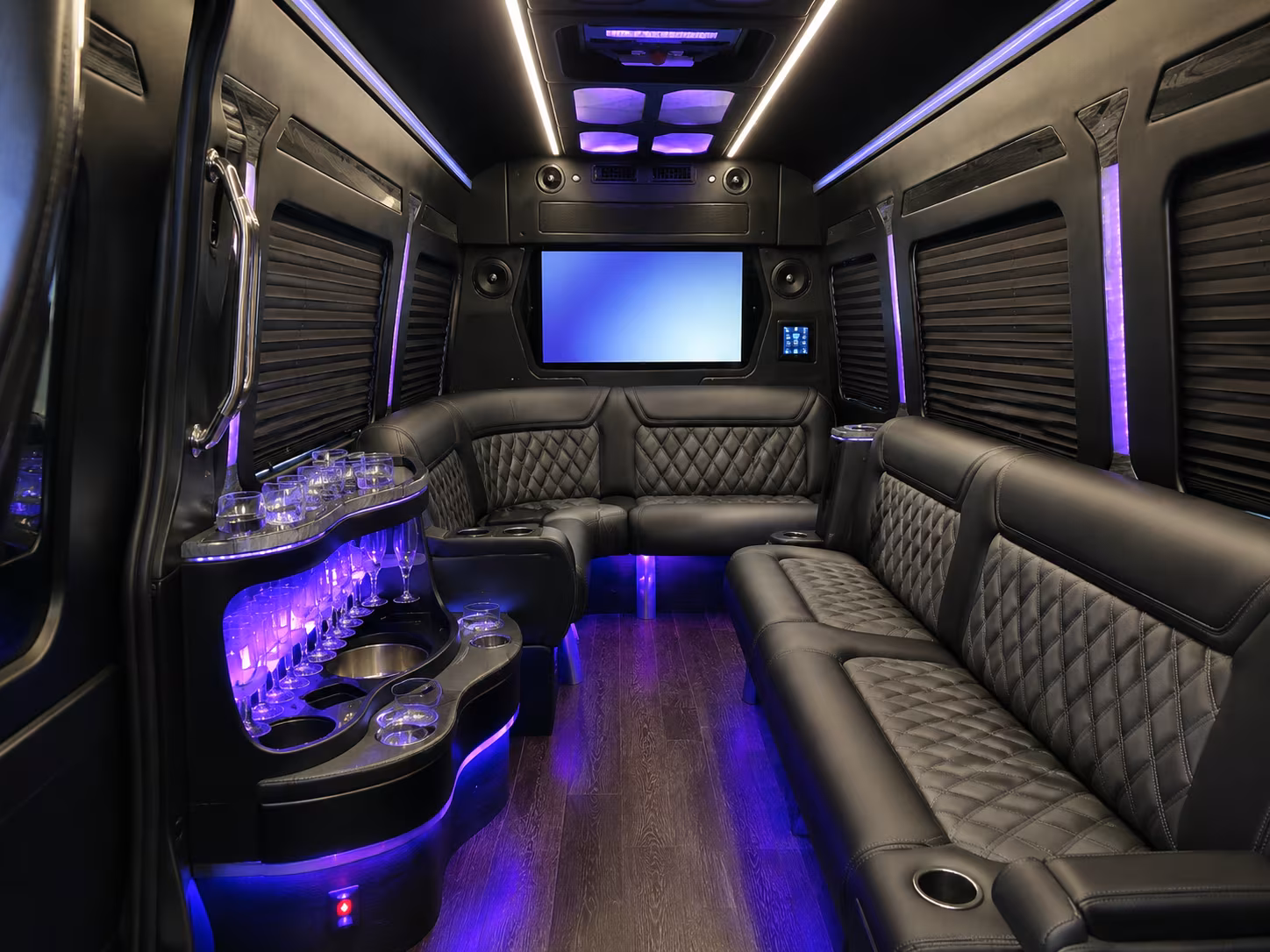 rather than juggling carpools rent a bus for la habra group outings and private events