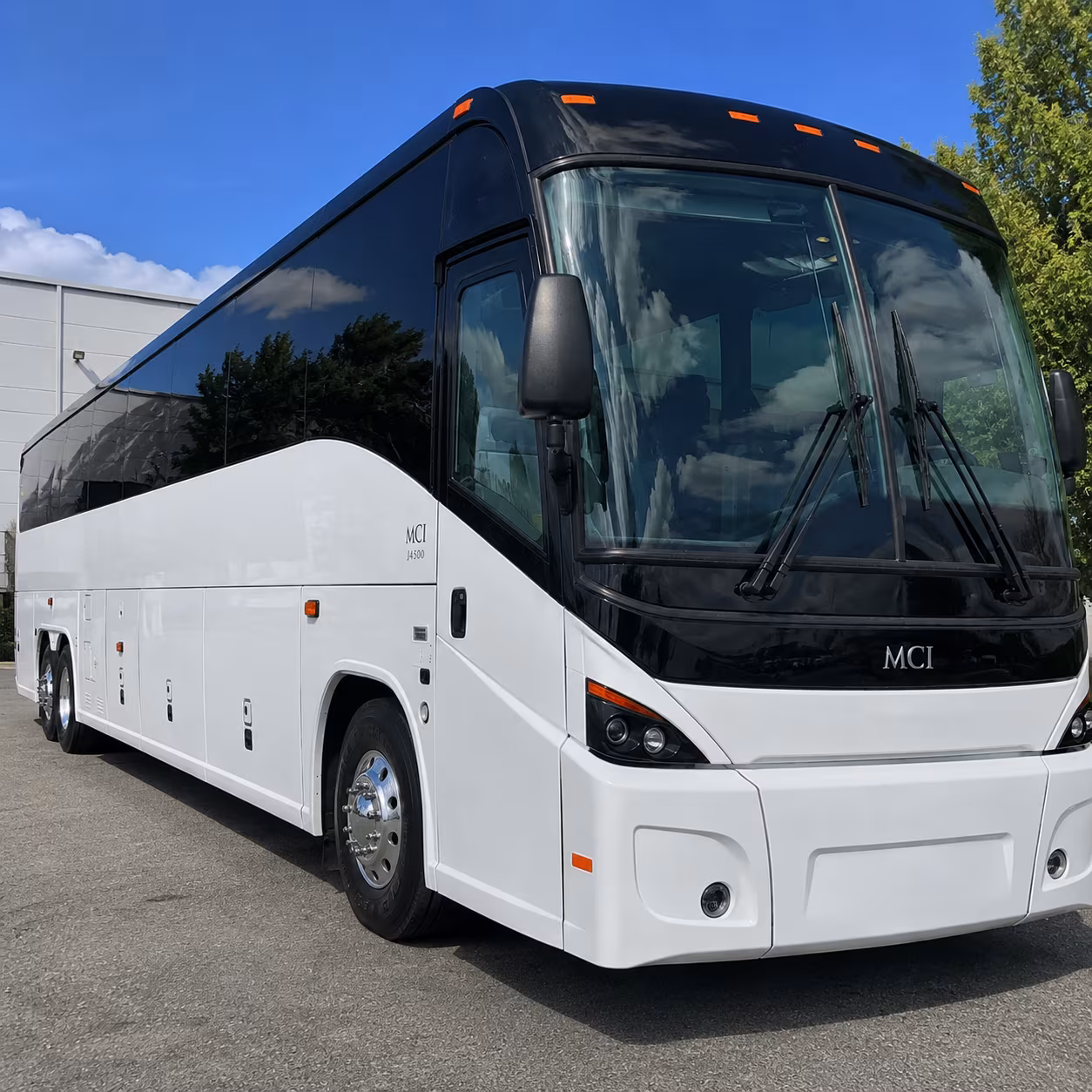 shuttle your team along the sr 57 corridor without the gridlock